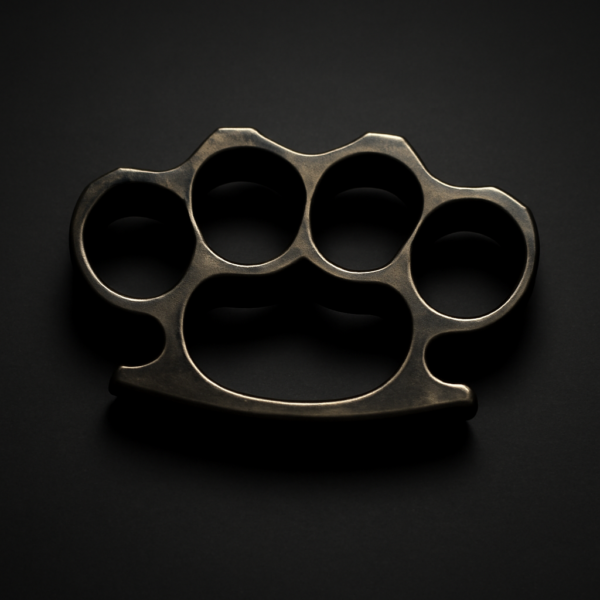 Knuckleduster Skull Bag of Bones